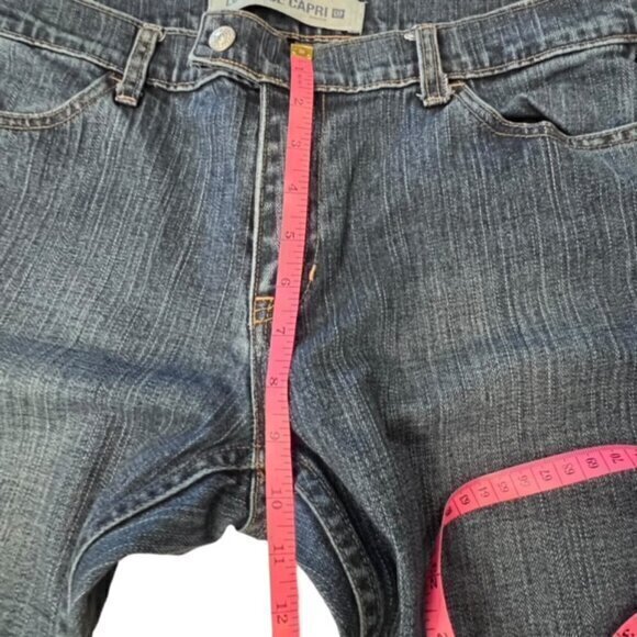 Gap Bootcut Capri Women's Size 10 Med Wash Blue Denim Jeans Low Rise 33/29 - Picture 4 of 9